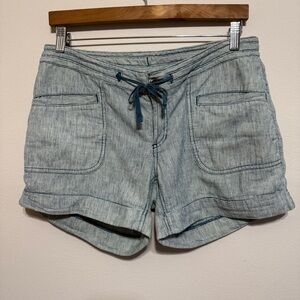 The North Face Larisen Linen Blend Shorts Womens 8 Blue White Striped Cuffed